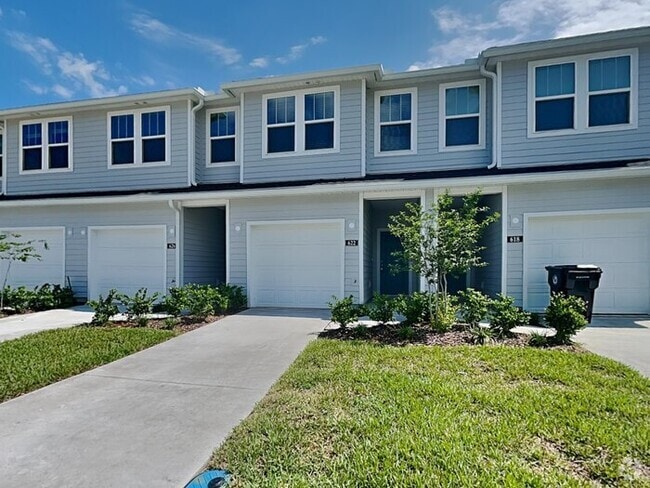 Building Photo - 622 Holly Lks Dr