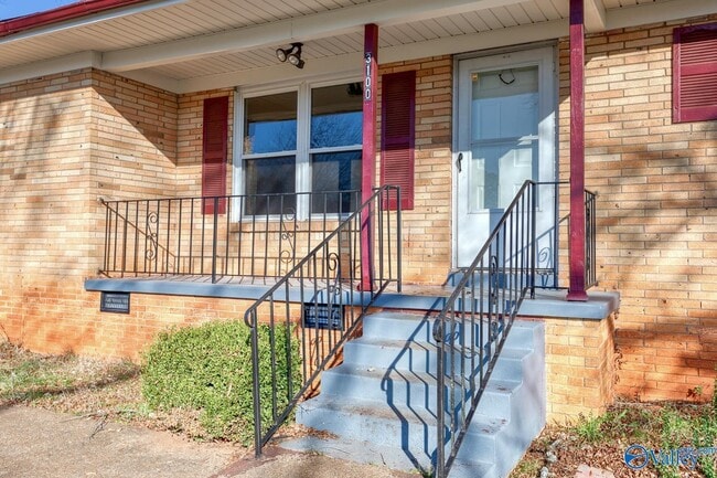Building Photo - 3100 NW Las Animas Ave