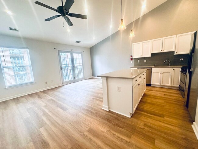 Foto del edificio - 5 Soho Dr