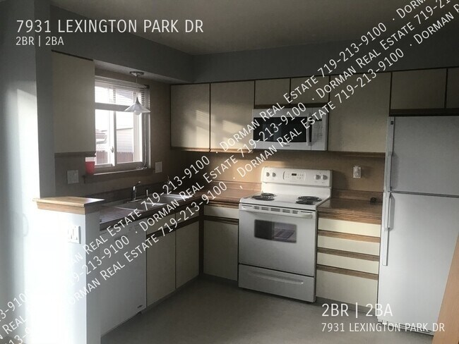 Building Photo - 7931 Lexington Park Dr