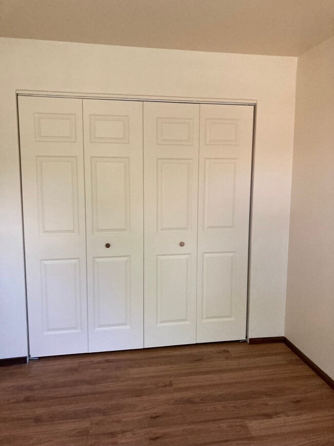 Building Photo - 3733 E Karstens Dr