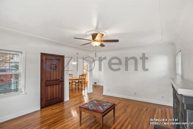 Foto del edificio - 855 N 17th St