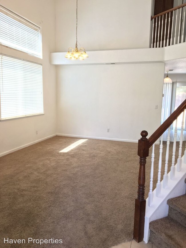 Foto del edificio - 4 br, 2.5 bath House - 17 Crossley Court