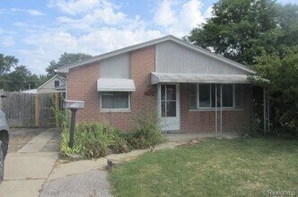 Building Photo - 22705 Laukel St