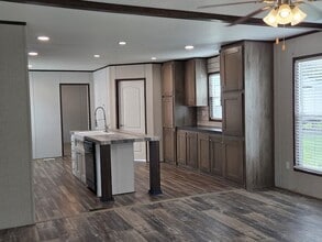 Building Photo - 200 Raider Ln