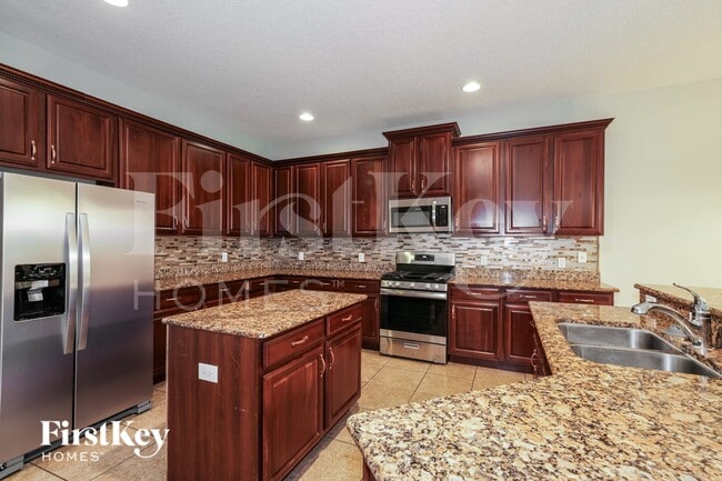 Building Photo - 20618 Whitebud Ct