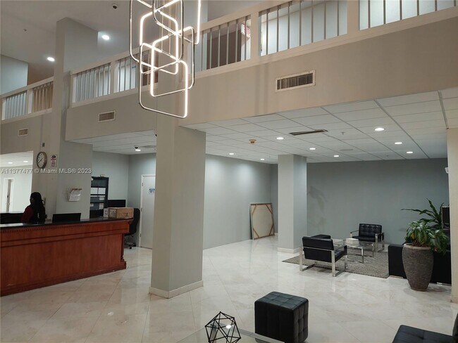 Foto del edificio - 2780 NE 183rd St