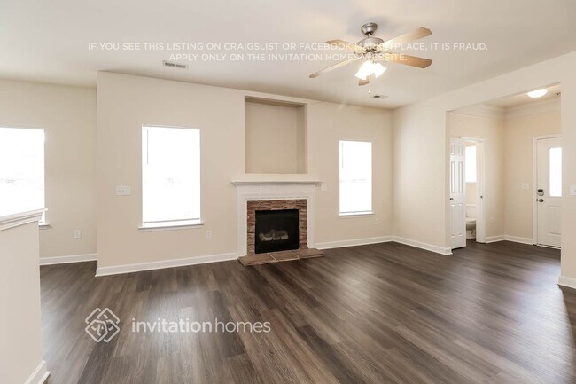 Foto del edificio - 740 Raindrops Rd