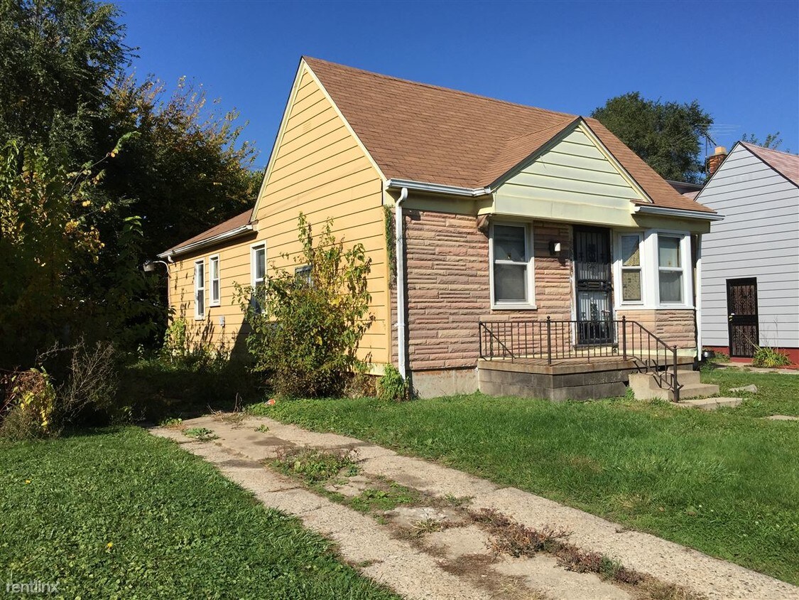 Building Photo - 3346 S Bassett St