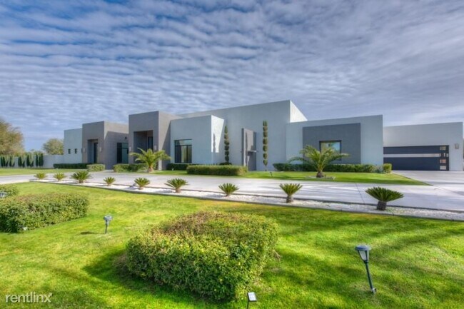 Foto del edificio - 4 br, 4.5 bath House - 6634 E Horseshoe Rd