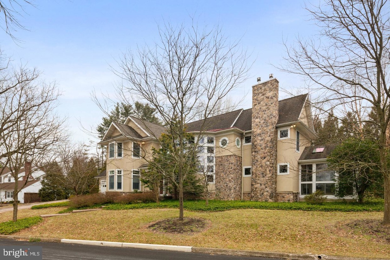 Primary Photo - 130 Wedgewood Ln