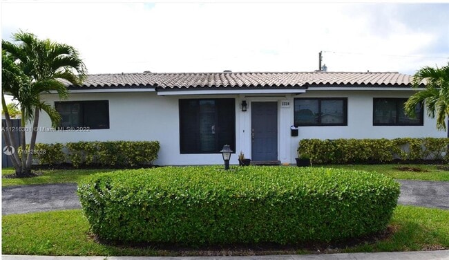Building Photo - 3230 SW 93rd Plz
