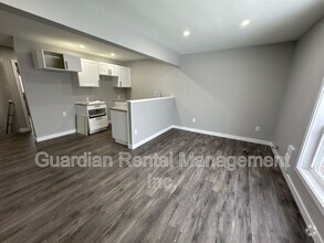 Building Photo - 215 Langworthy St