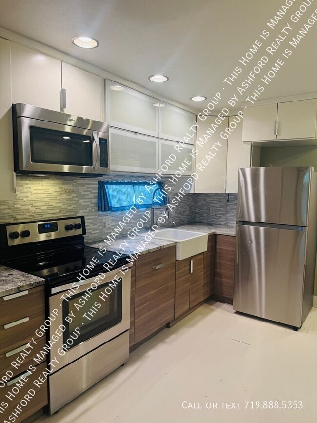 Photo - 215 S. Twenty-Eighth Street- House
