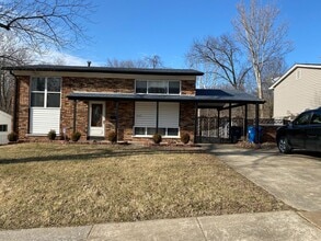 Building Photo - 5167 Ville Maria Ln