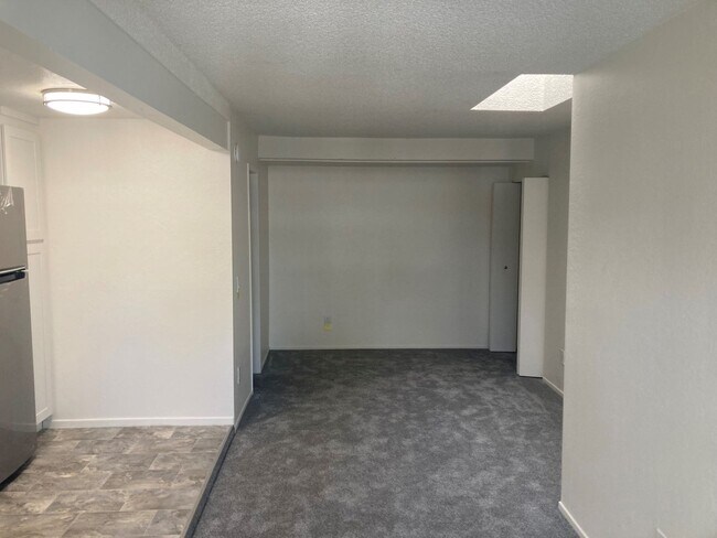 Building Photo - 3359 Landis St