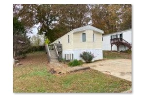 Foto del edificio - 201 Autumn Leaf Ln