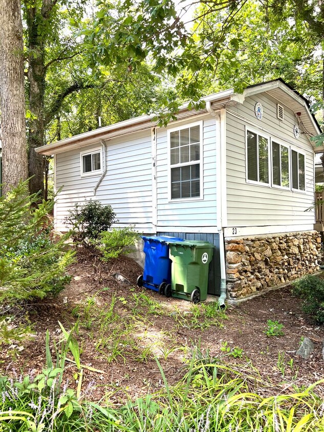 Foto principal - 1 Bedroom cottage, great Asheville location!