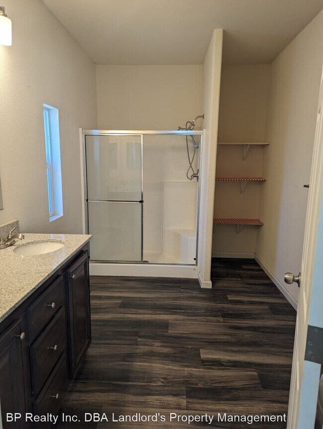 Building Photo - 4 br, 2 bath House - 14580 Azucena Court