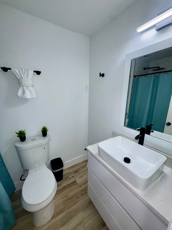 Building Photo - 1001 S Dollins Ave