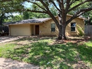 Building Photo - 2713 Scenic Hills Dr