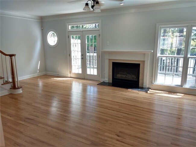 Building Photo - 12110 Stone Brook Cove