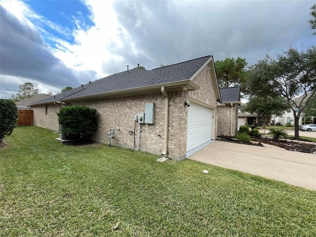 Building Photo - 9419 Shelbourne Meadows