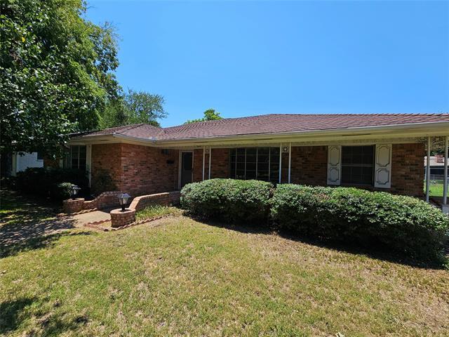 Foto del edificio - 5019 Menefee Dr