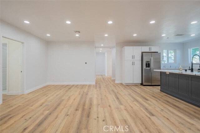 Foto del edificio - 7032 Penfield Ave