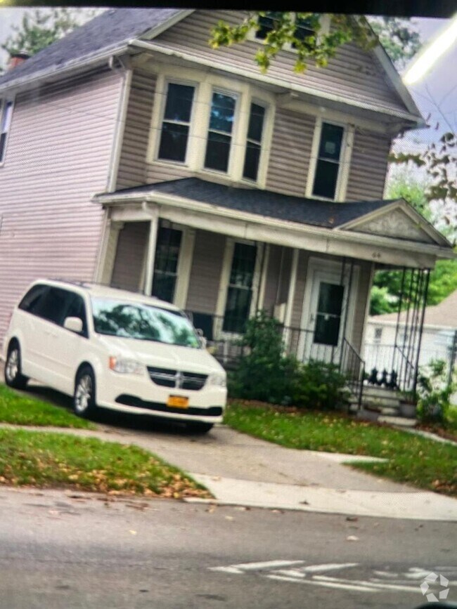 Lovejoy Apartments for Rent with Hardwood Floors Buffalo, NY 2