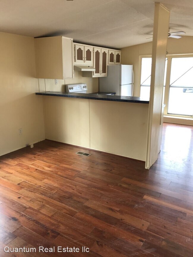 Foto del edificio - 1307 W Main St