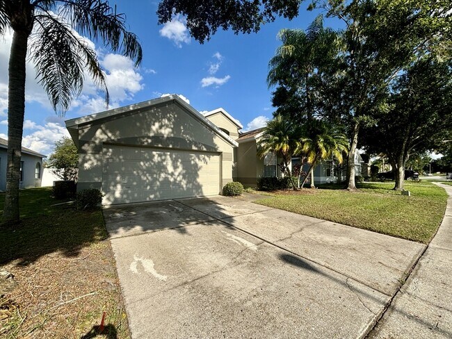 Building Photo - 2787 River Ridge Dr