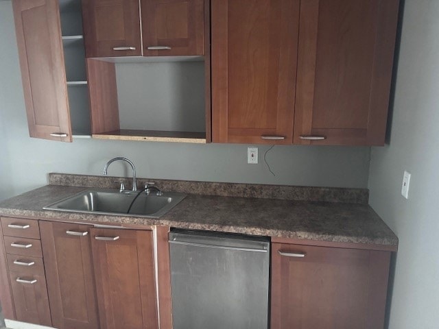 Building Photo - 506 16th NE