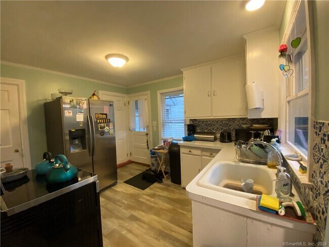 Building Photo - 78 Codfish Hill Rd