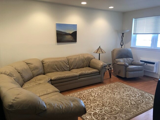 Foto del edificio - 21 S Monroe Ave