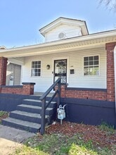 Building Photo - 1303 S 26th St