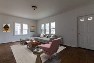 Building Photo - 706 W Saginaw St