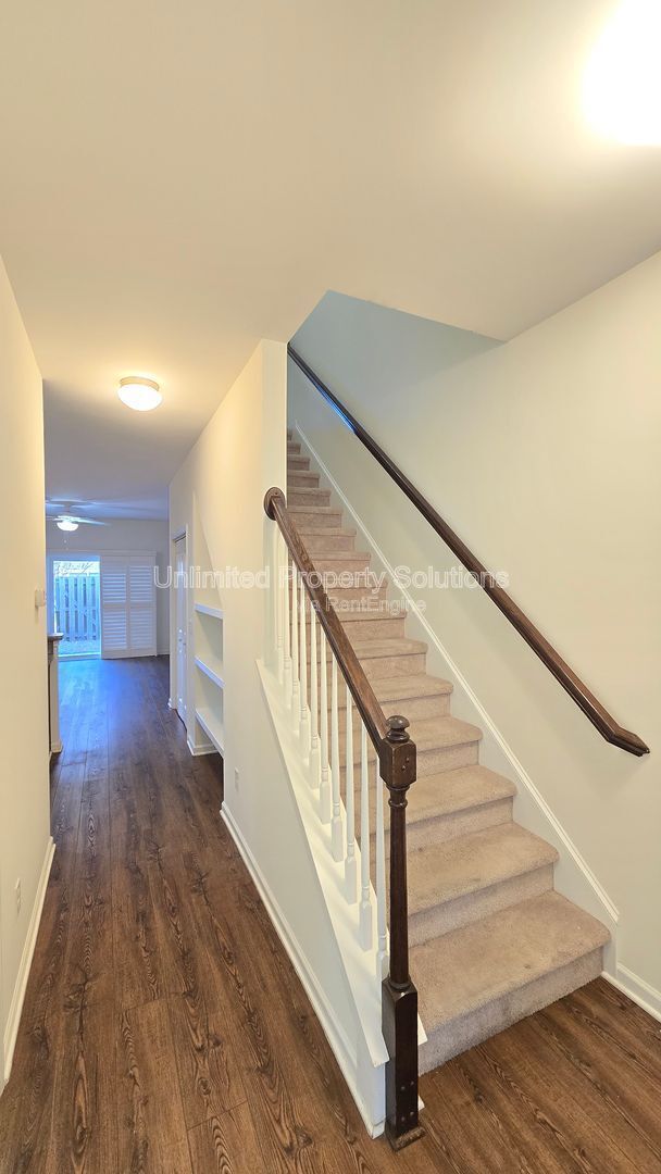 Foto del edificio - 4643 Andros Ln