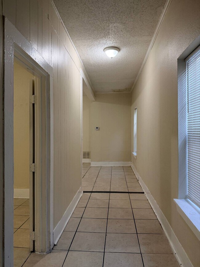 Foto del edificio - 1441 Cleveland St