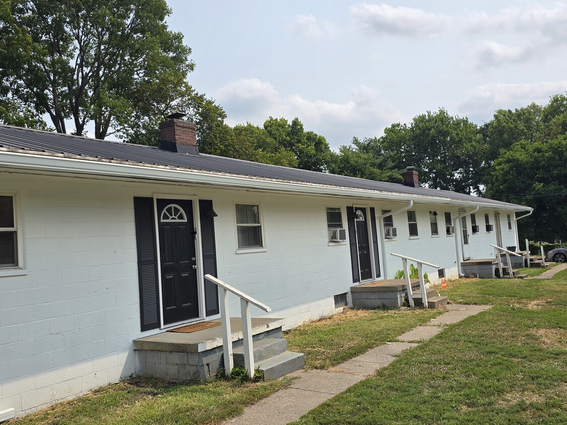 Foto principal - 2213 Highland St