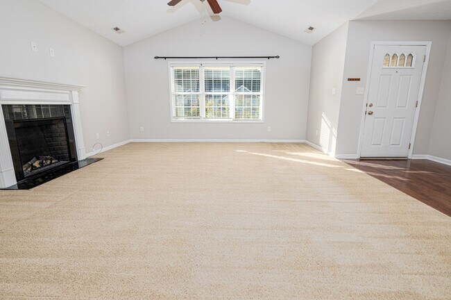 Foto del edificio - 274 Station House Rd