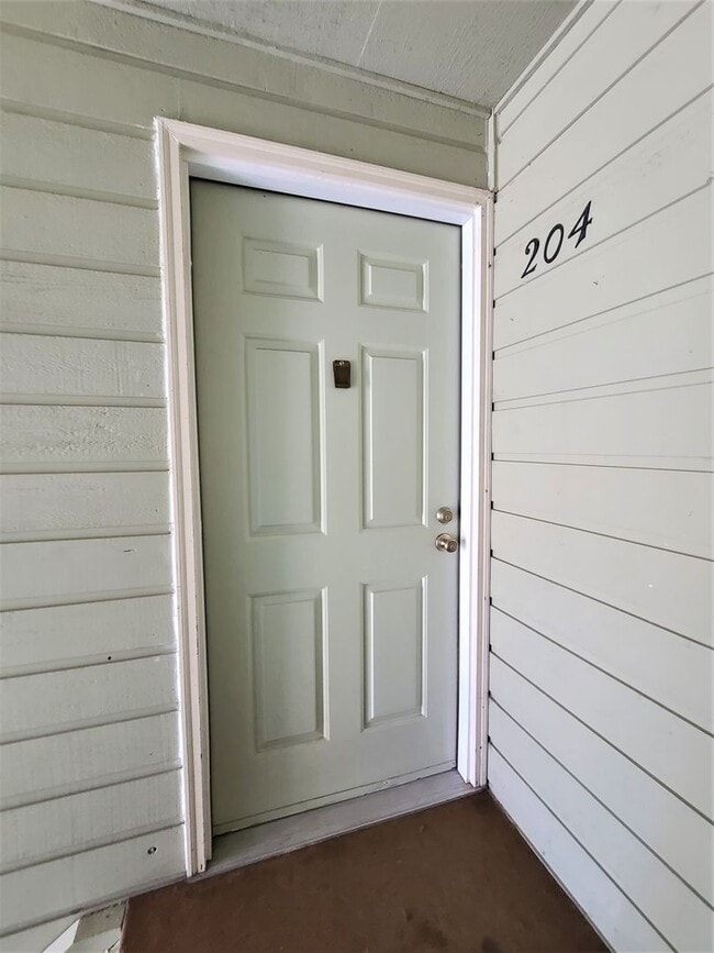 Building Photo - 2 Bed / 2 Bath Condo in Mountlake Terrace ...