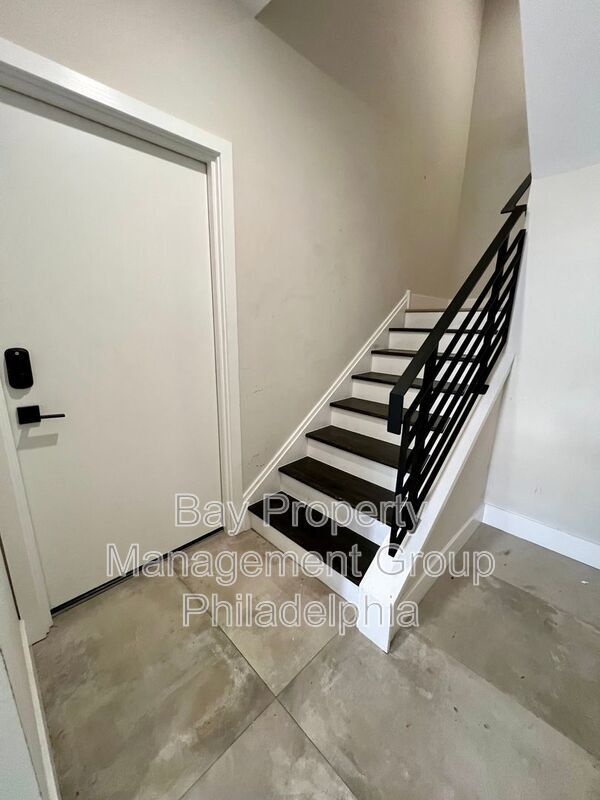 Foto del edificio - 626 W Norris St