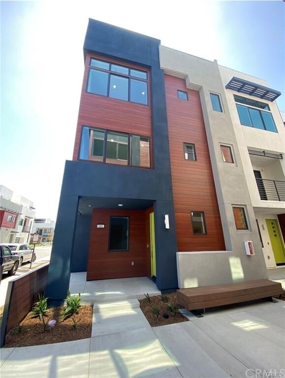 402 Transport, Tustin, CA 92782 Townhome Rentals in Tustin CA