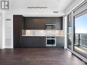 Building Photo - 38-1638 Iannuzzi St