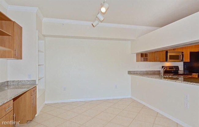 Building Photo - 6510 Emerald Dunes Dr