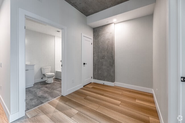 2BR, 1BA - 808SF - Living Room - The Greystone