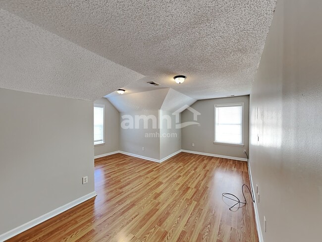 Building Photo - 11412 Leigh Glen Cir