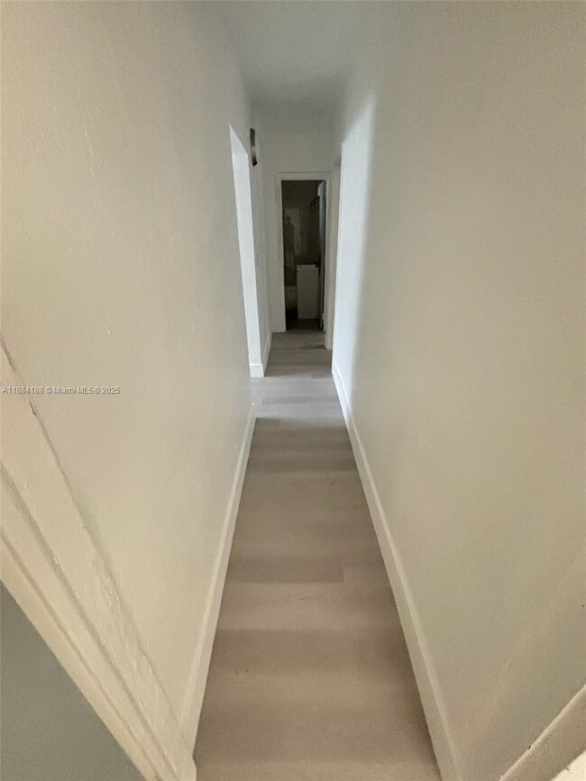 Foto del edificio - 3 bedroom in Miami FL 33150