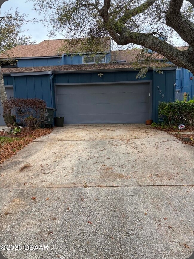 Building Photo - 233 Pine Cone Trail